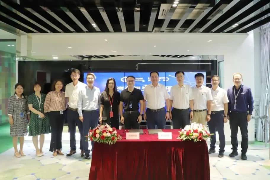 dcbox小金库(中国)与中汽创智签订战略合作框架协议 集中优势有助于汽车智能化开展